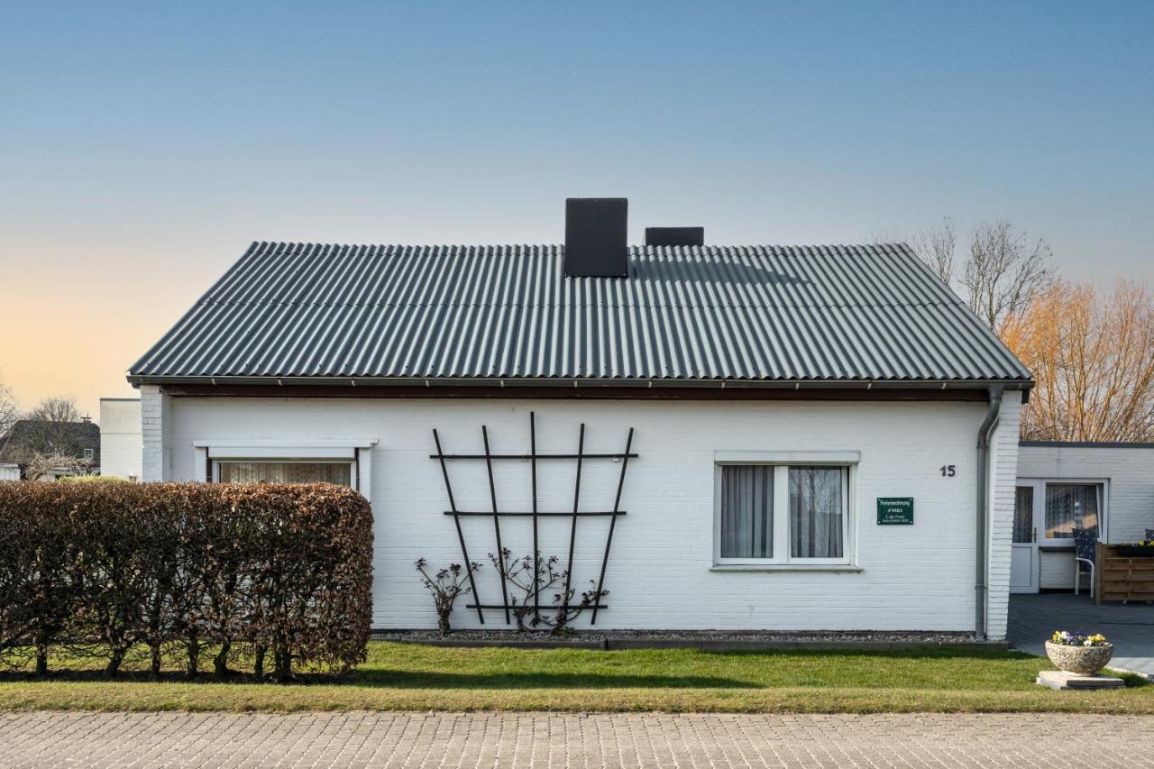 Ferienwohnung Von Postel Busumer Deichhausen Exterior photo